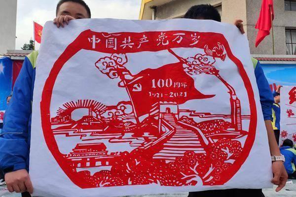 众合白杨影视科技:摄影机运动的艺术:推、拉、摇、移技巧解析